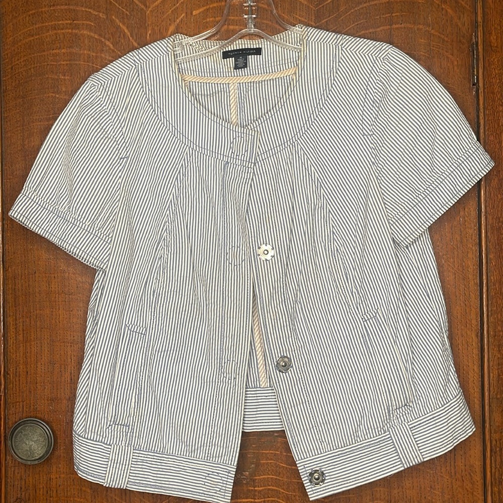 Blue and white seersucker short sleeve jacket.